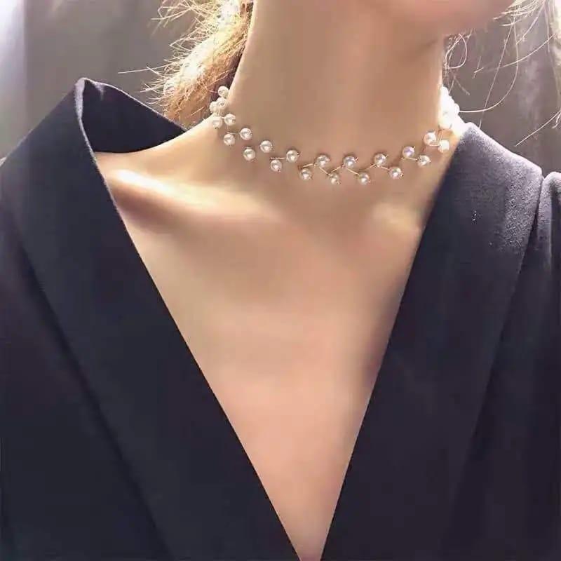 1Pc Alloy Silver Plated Zigzag Choker – White