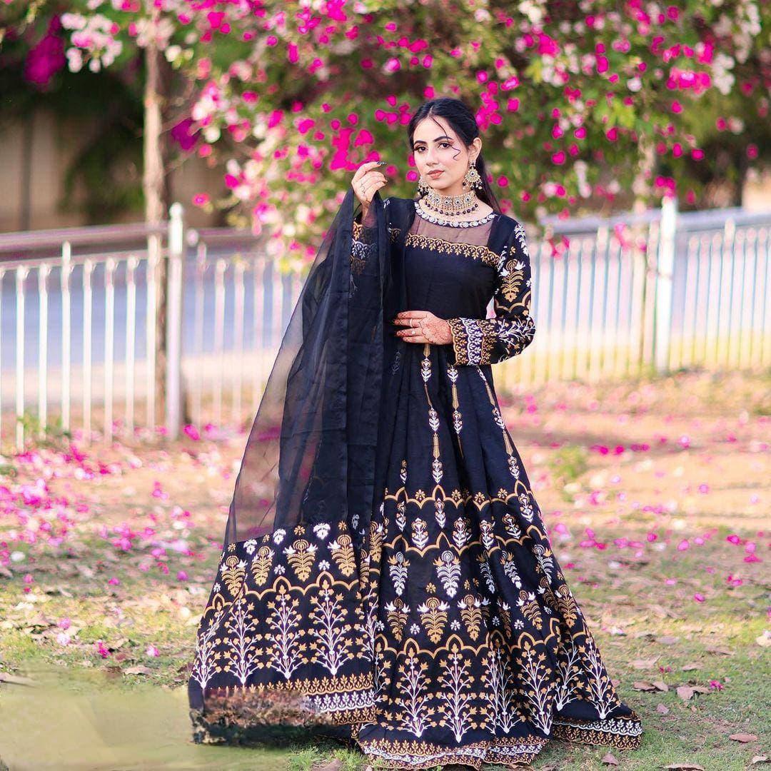 Elegant Teal Katan Silk Block Printed Maxi Suit – 3 Pc Stitched Set