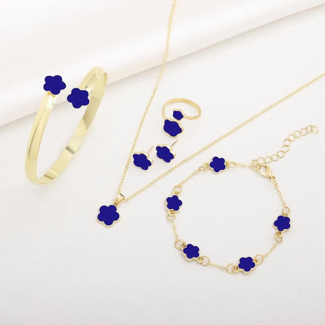 Flower Design Resin Plating Necklace and Bracelet Set